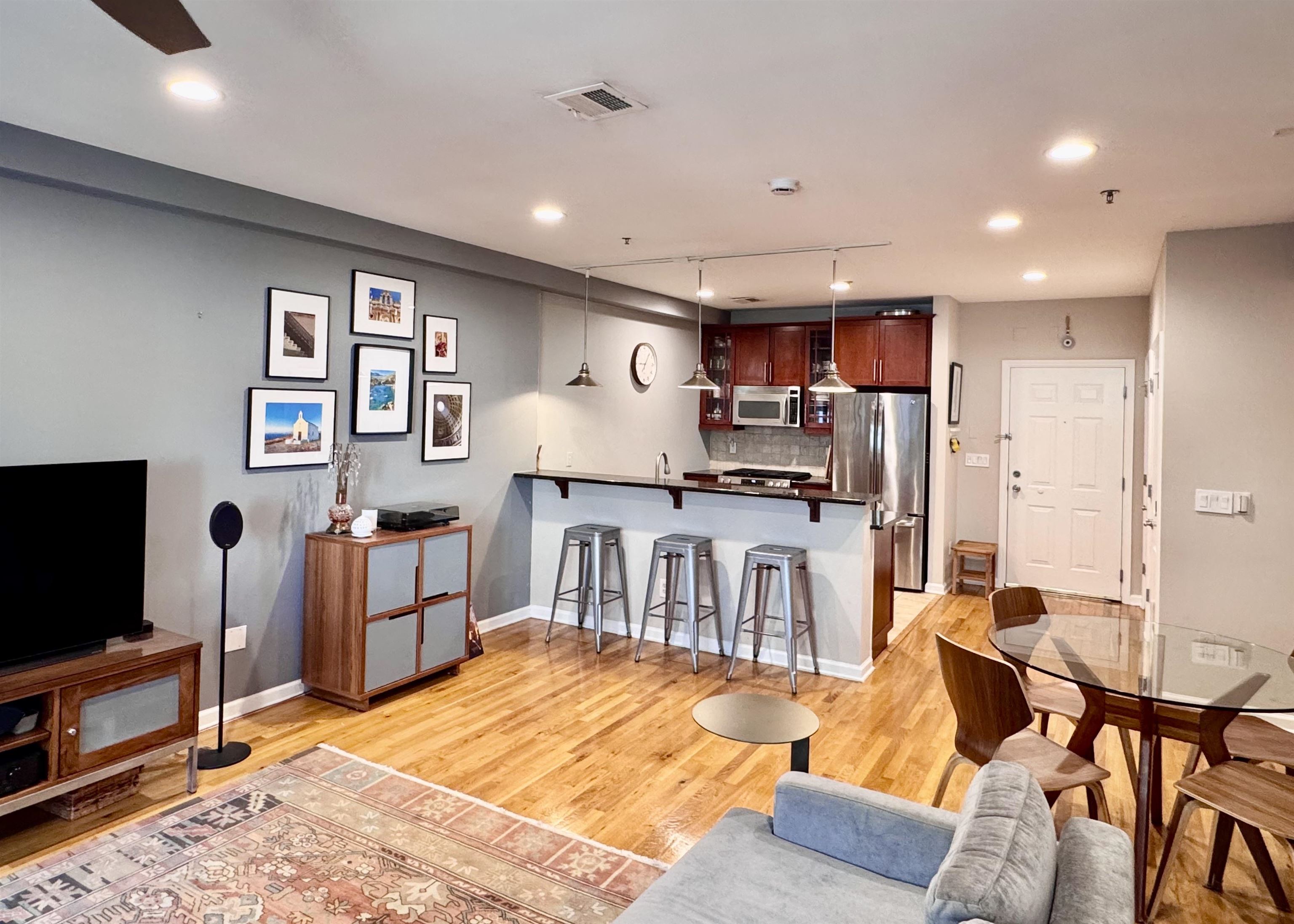 203-207 Hackensack Plank Road, Unit 2B Weehawken, NJ 07086 - Photo 10 of 17