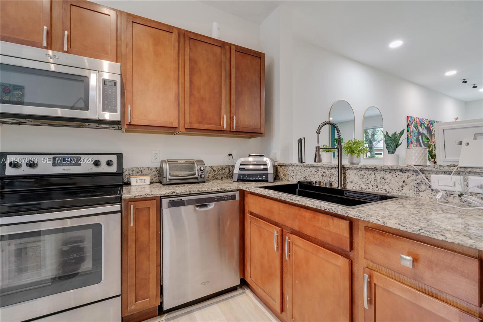 8916 Southwest 19th Street Miramar, FL 33025 - Photo 11 of 47