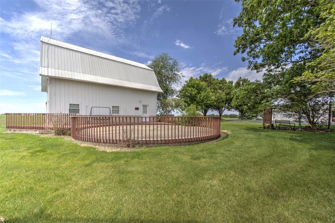 3191 North Bearsdale Road Decatur, IL 62526 - Photo 38 of 47