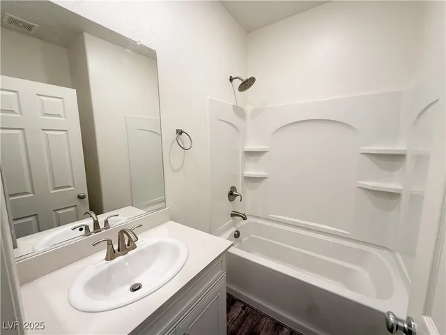 $2,500 | 8011 Cavazzo Avenue, Las Vegas, NV 89178