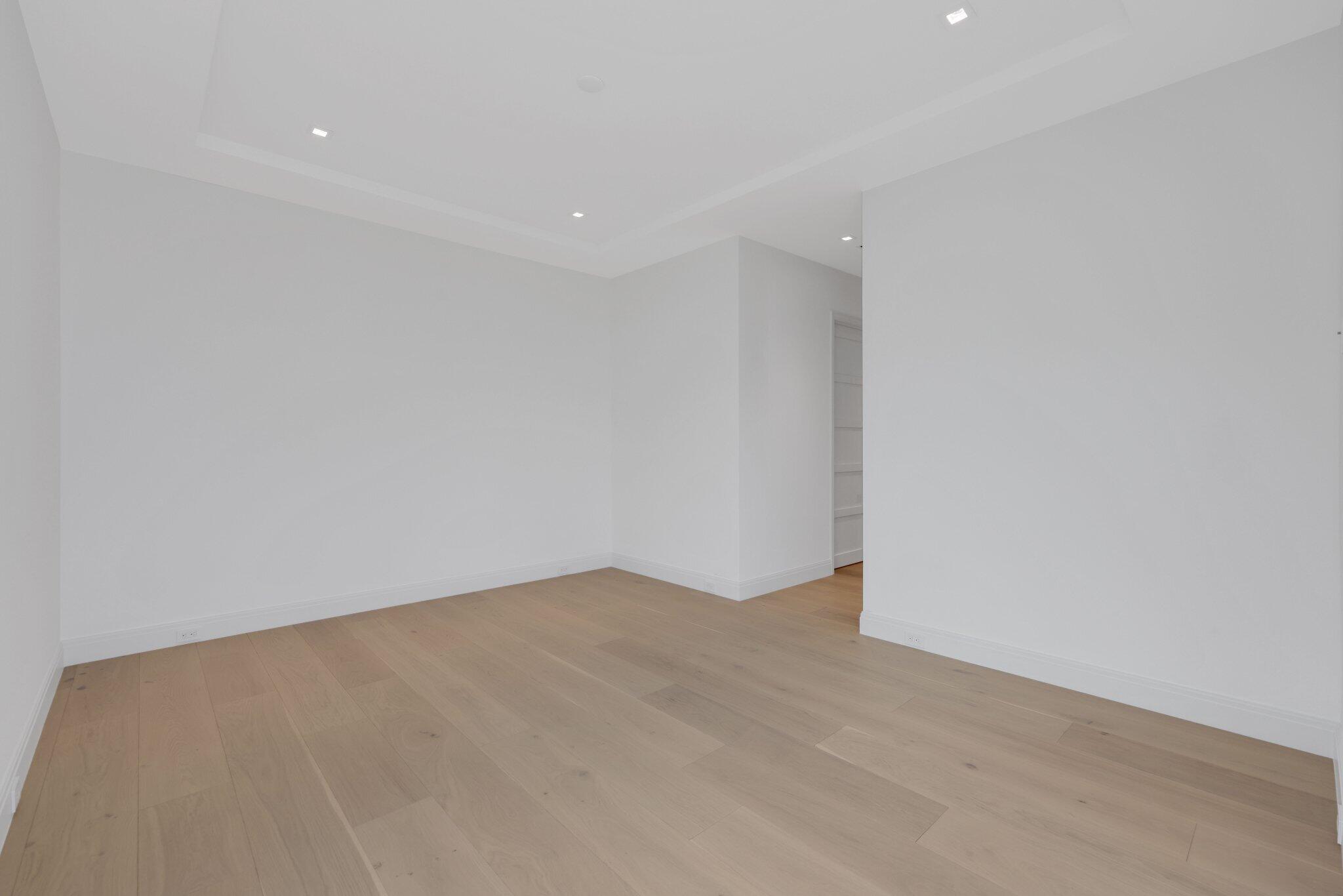 320 Grove Place Delray Beach, FL 33444 - Photo 43 of 85 a view of an empty room