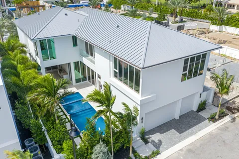 $4,750,000 | 320 Grove Place, Delray Beach, FL 33444