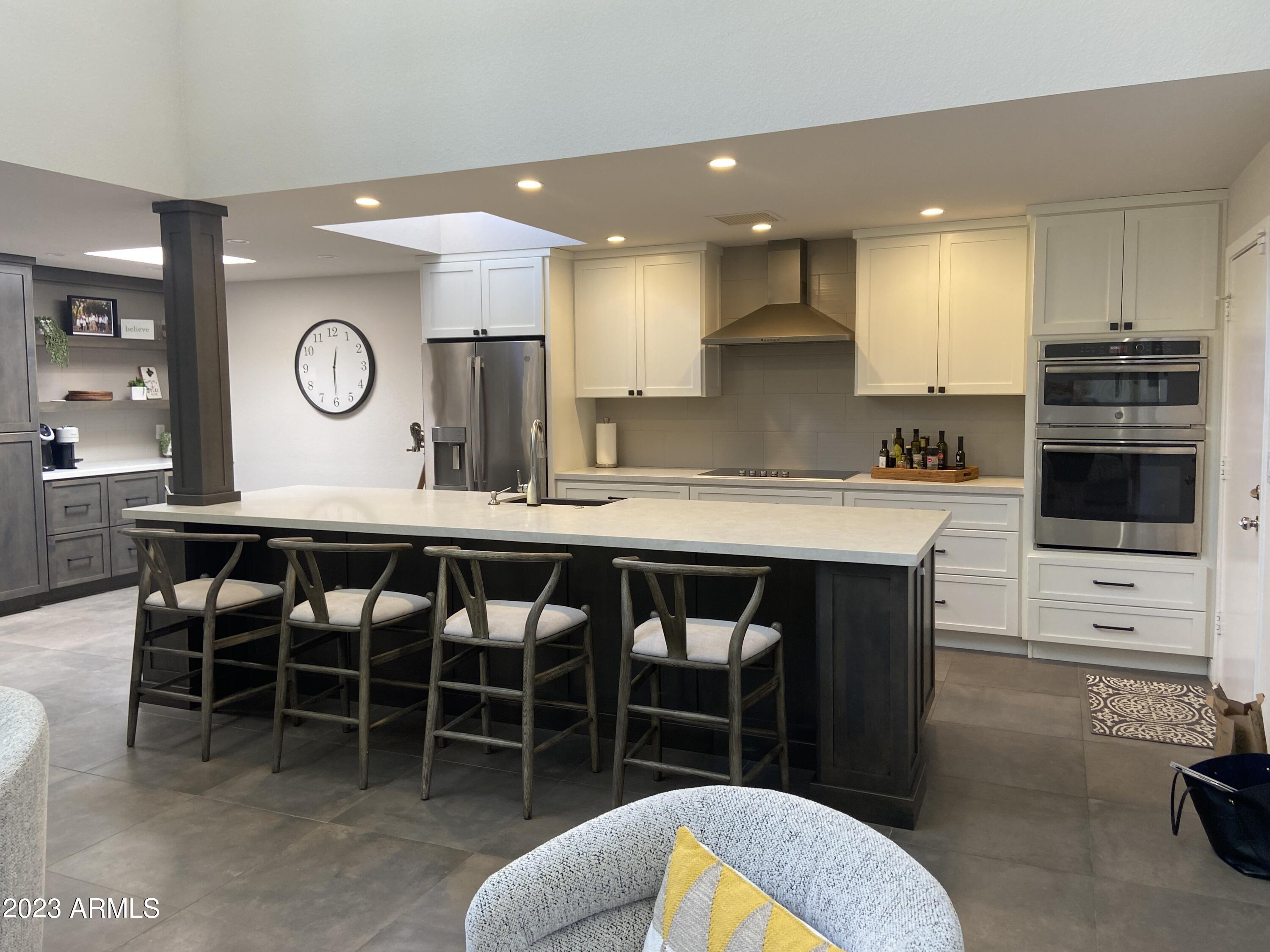 6325 North 30th Place Phoenix, AZ 85016 - Photo 9 of 22 Kitchen