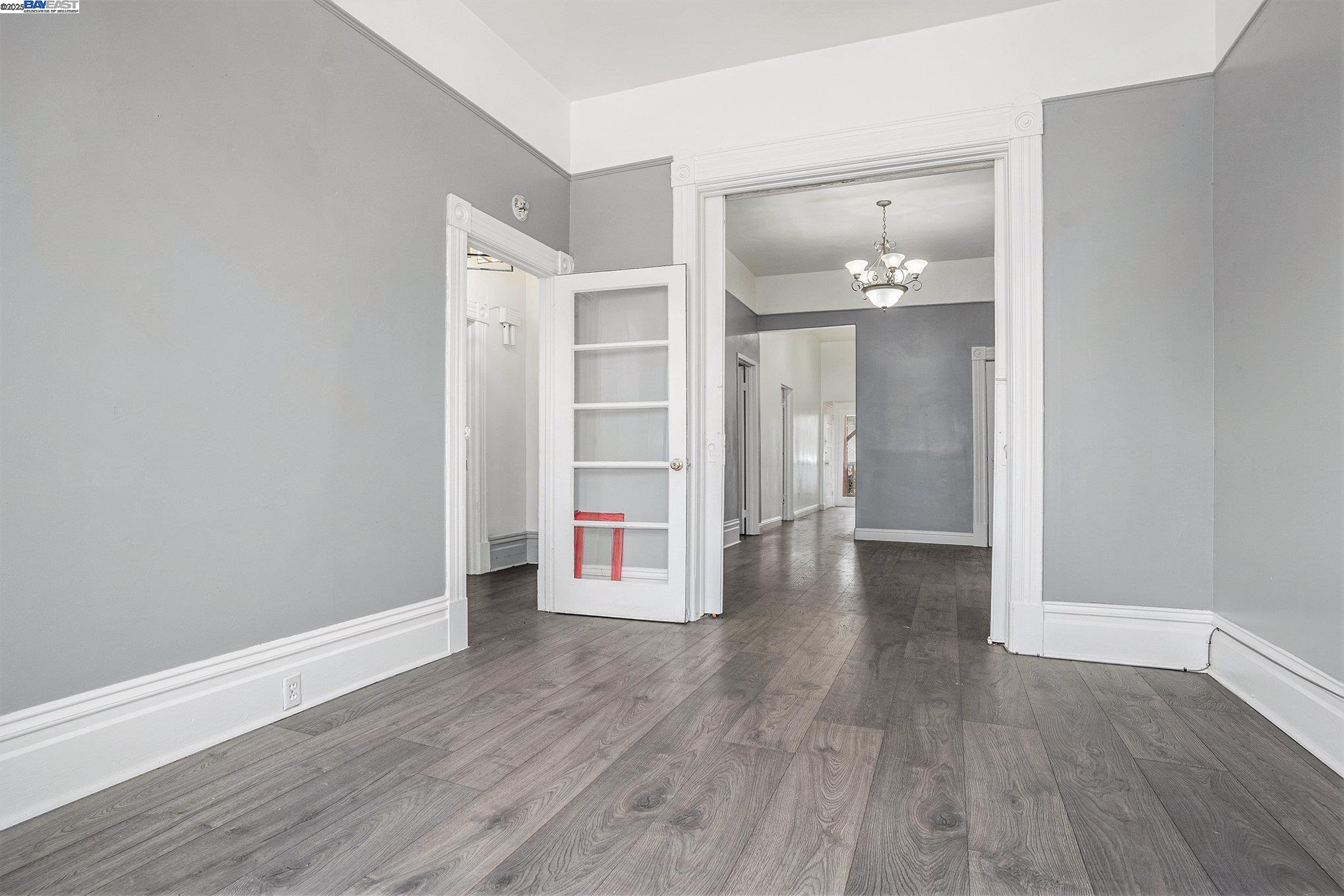 185 7th Street Oakland, CA 94607 - Photo 7 of 20 wooden floor in an empty room