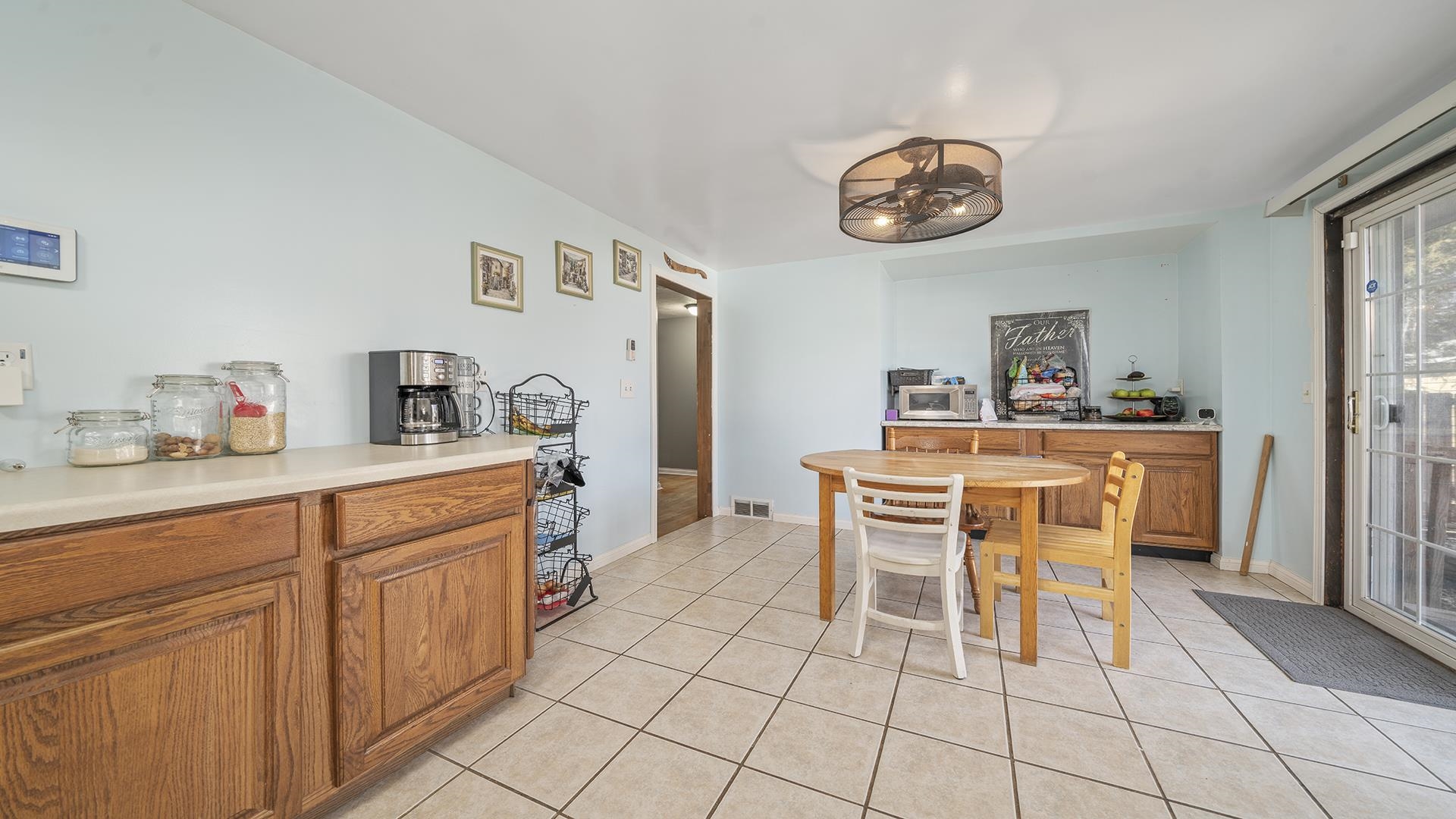 338 Belteberg Road Loves Park, IL 61111 - Photo 6 of 28 Gallery Image 6