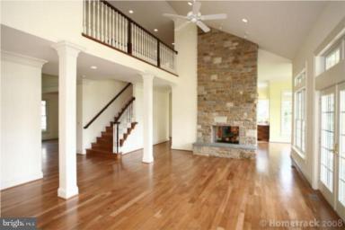 14939 Old York Road Phoenix, MD 21131 - Photo 14 of 16 Living Room