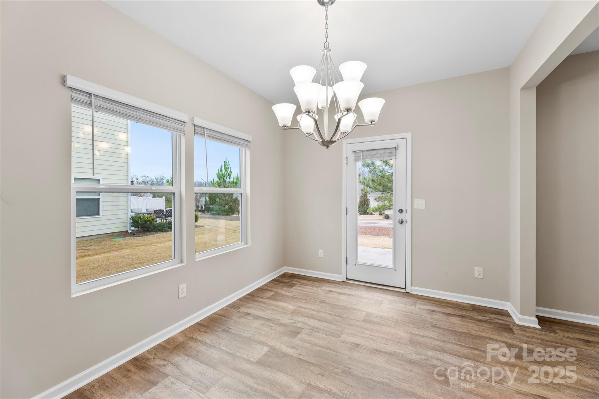 8562 River Ridge Drive Charlotte, NC 28213 - Photo 9 of 26