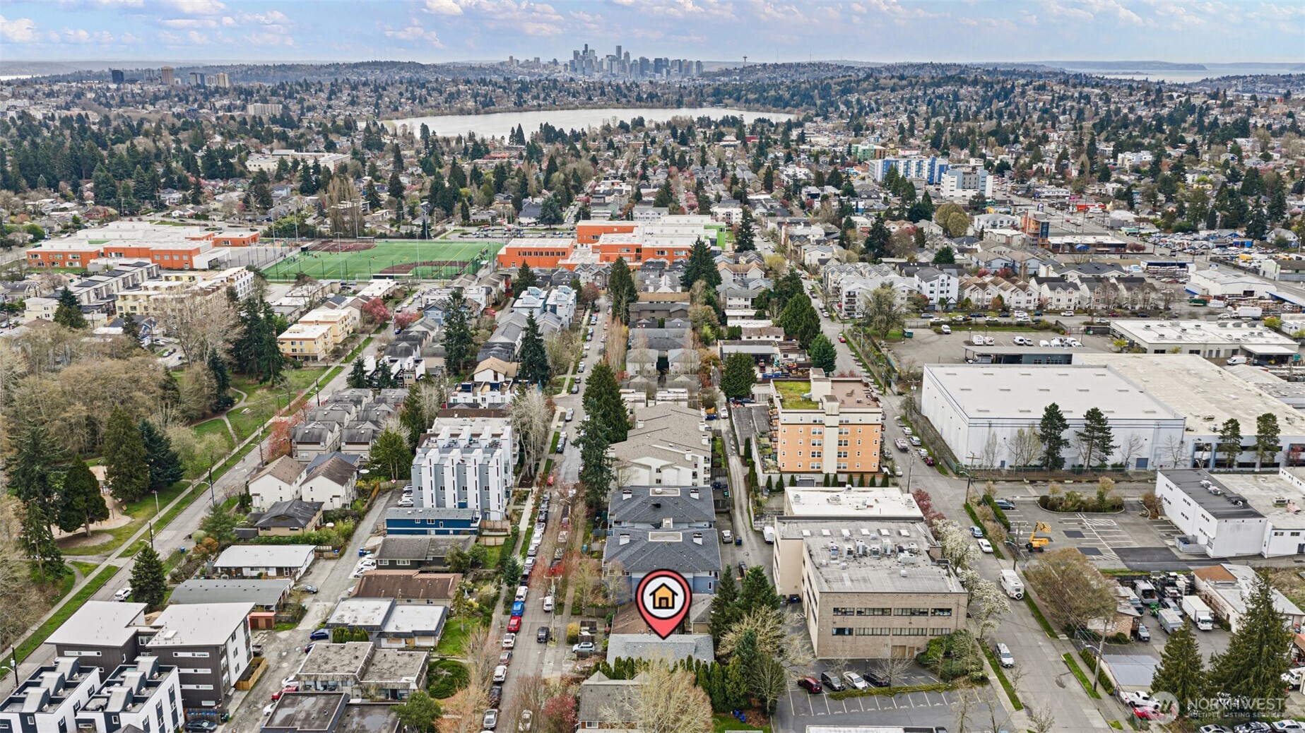 9545 Interlake Avenue North Seattle, WA 98103 - Photo 32 of 32 a view of a city