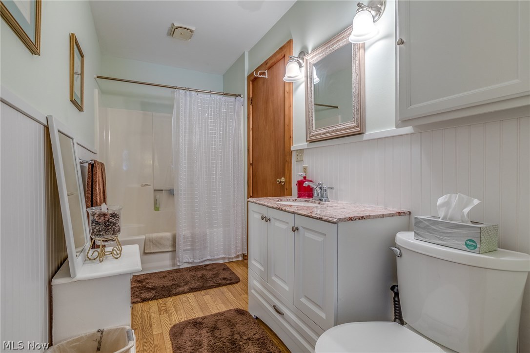 2361 Green Road Madison, OH 44057 - Photo 9 of 24