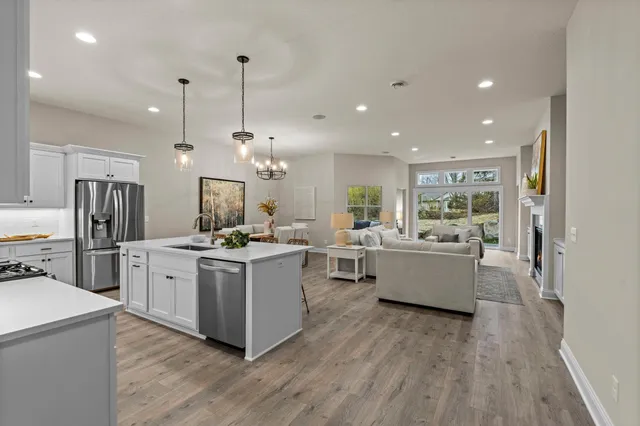 $639,900 | 7099 Weston Lane North, Maple Grove, MN 55311