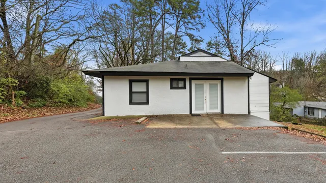 $899,000 | 10 Fountain Circle, Chattanooga, TN 37412