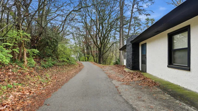 $899,000 | 10 Fountain Circle, Chattanooga, TN 37412