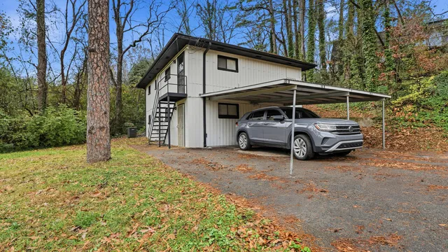 $899,000 | 10 Fountain Circle, Chattanooga, TN 37412