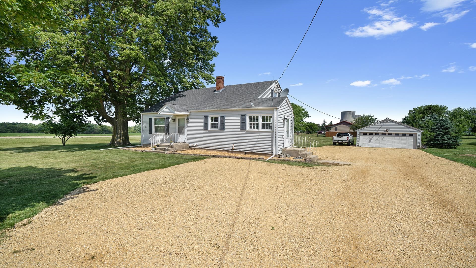 3006 East Holcomb Road Oregon, IL 61061 - Photo 3 of 28 Gallery Image 3