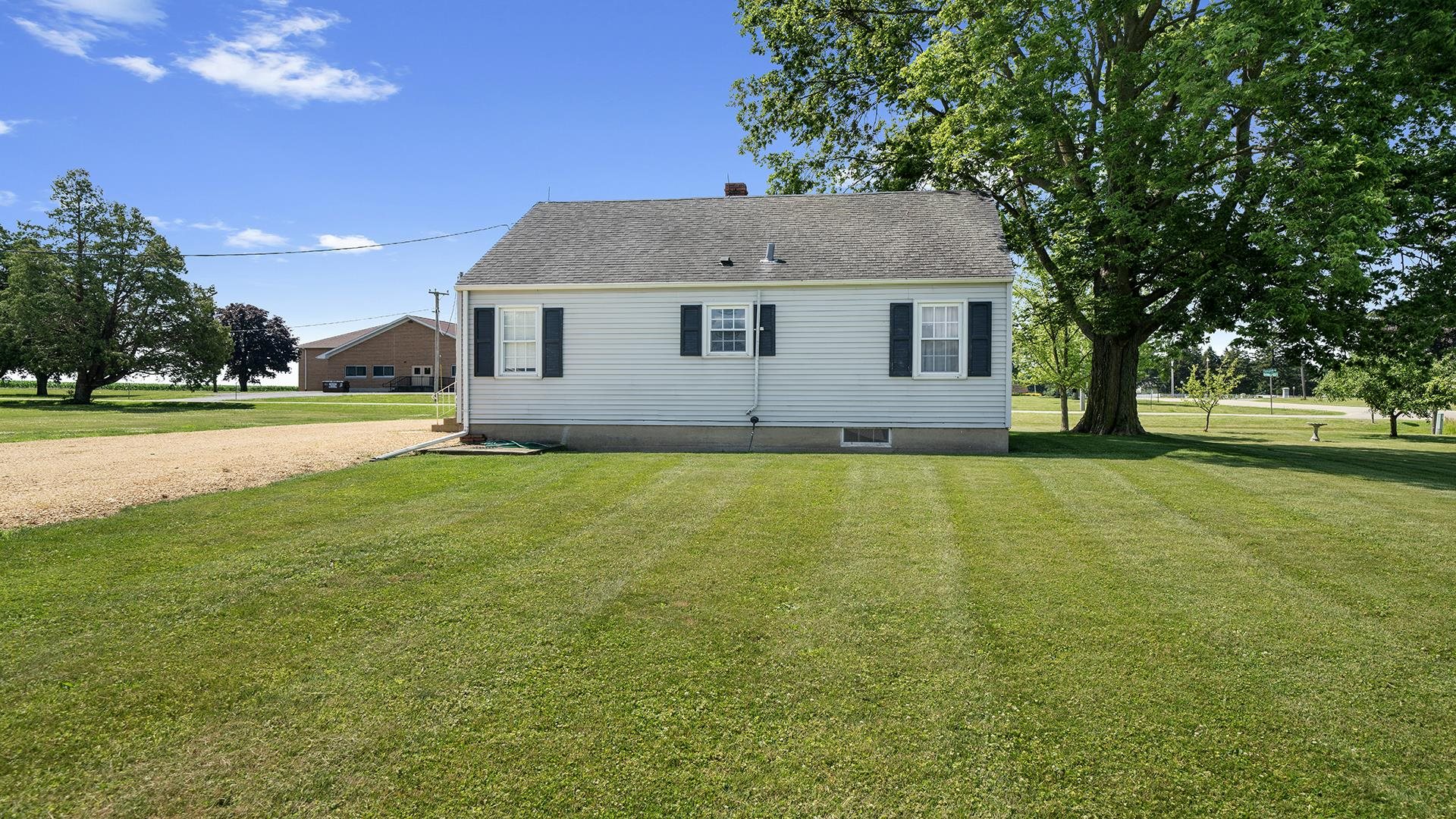 3006 East Holcomb Road Oregon, IL 61061 - Photo 6 of 28 Gallery Image 6