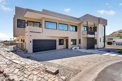 $4,800,000 | 7615 North 22nd Place, Phoenix, AZ 85020