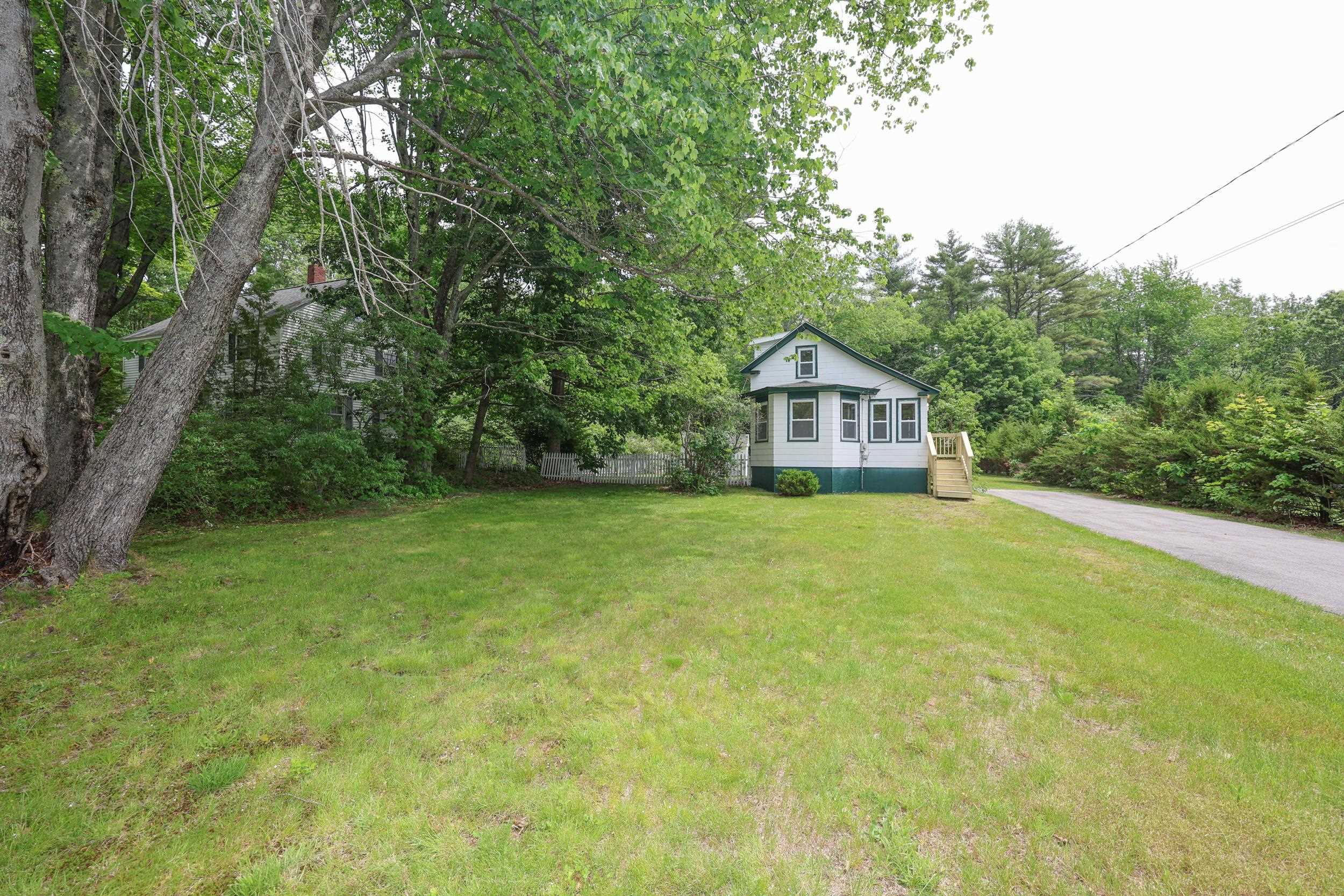 171 Eastern Avenue Rochester, NH 03867 - Photo 3 of 28