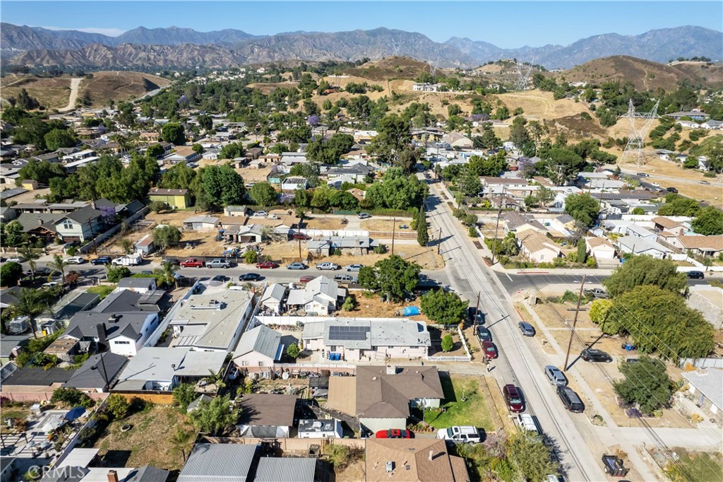 11203 Sheldon Street Sun Valley, CA 91352 - Photo 50 of 57 an aerial view of a city with lots of residential buildings