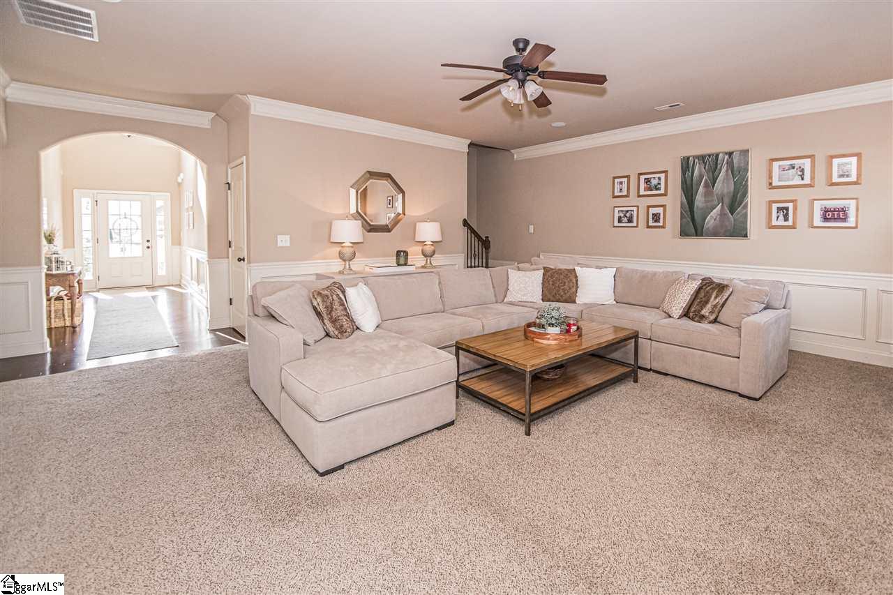 9 Delgado Way Simpsonville, SC 29681 - Photo 6 of 36 Gallery Image 6