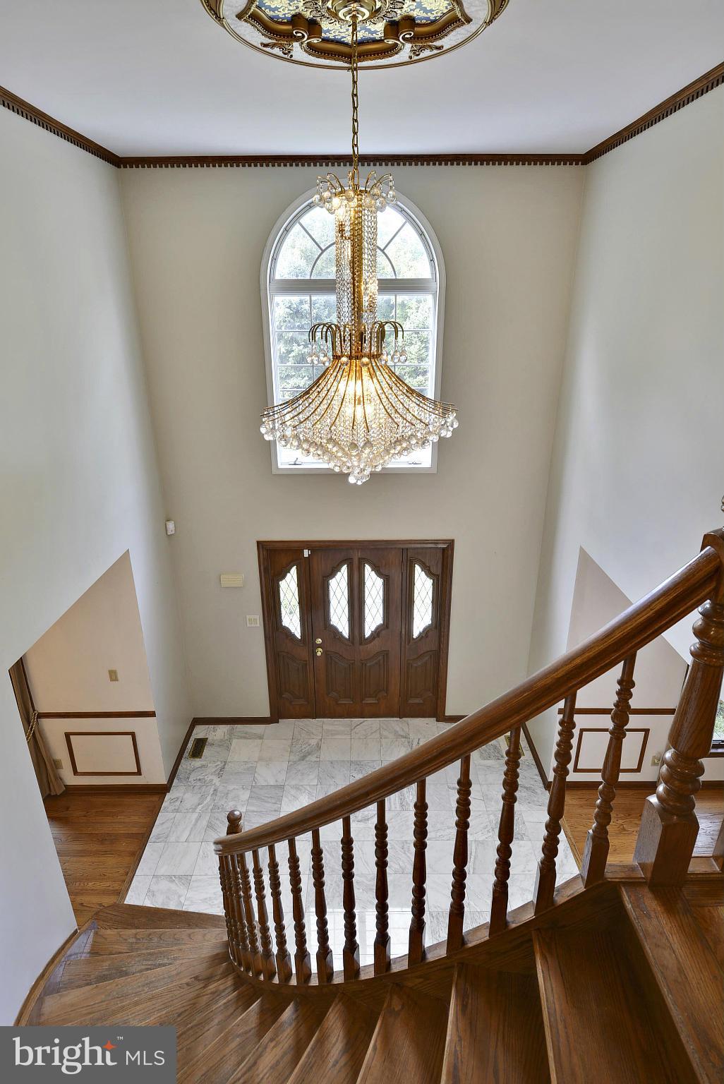 15737 Holly Grove Road Silver Spring, MD 20905 - Photo 25 of 30 View from upper hallway