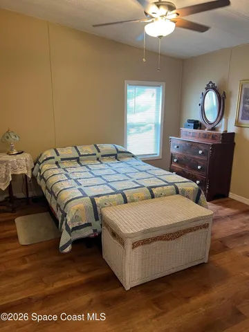 $175,000 | 1076 Royal Palm Drive, Barefoot Bay, FL 32976