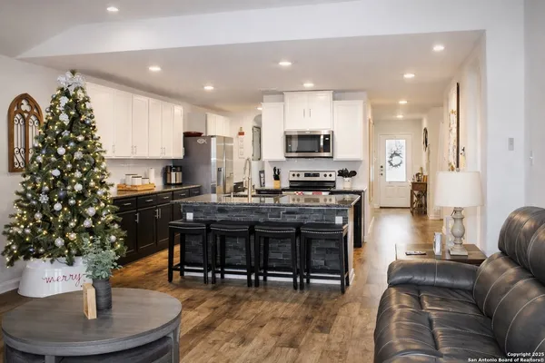$360,000 | 7427 Equinox Corner, San Antonio, TX 78252