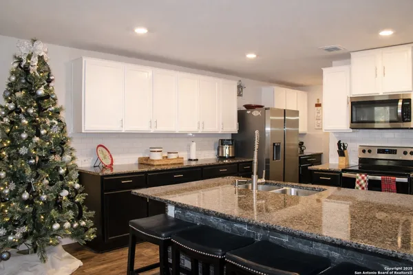$360,000 | 7427 Equinox Corner, San Antonio, TX 78252