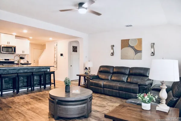 $360,000 | 7427 Equinox Corner, San Antonio, TX 78252