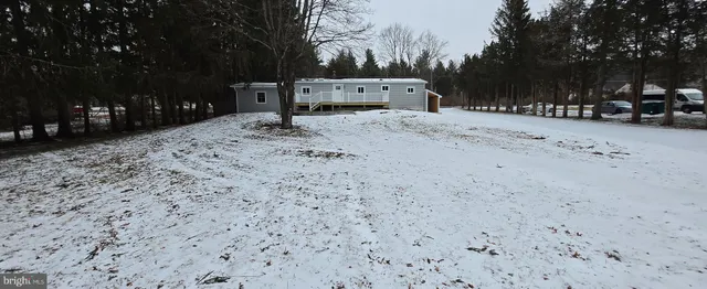 $2,000 | 1040 Chestnut Road, Orwigsburg, PA 17961