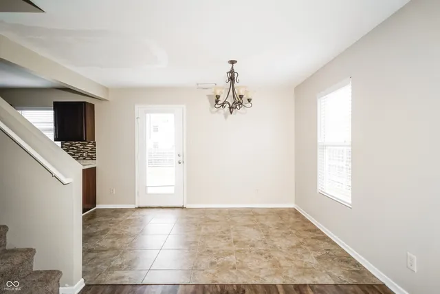 $1,805 | 622 Greenway Street, Greenwood, IN 46143