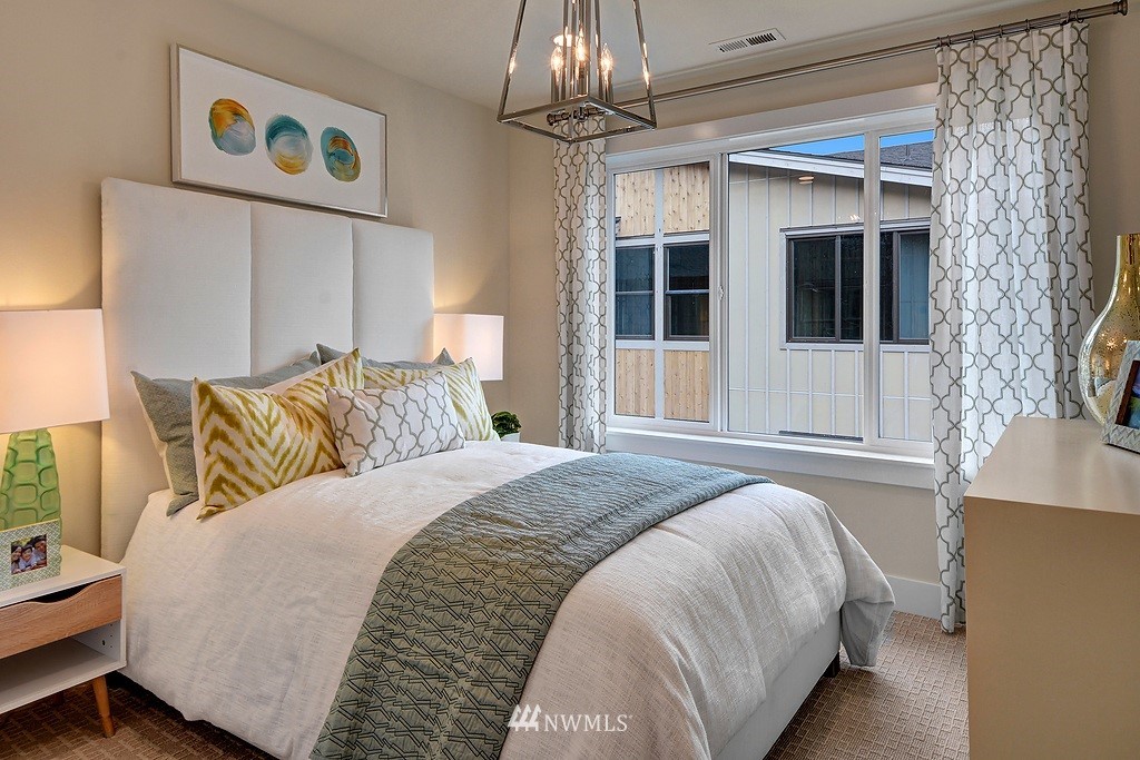 9604 Main Street, Unit 2B Bothell, WA 98011 - Photo 14 of 20