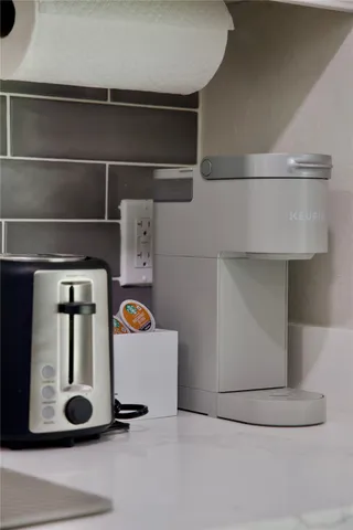 $2,600 | 14 Redberry Court, The Woodlands, TX 77381