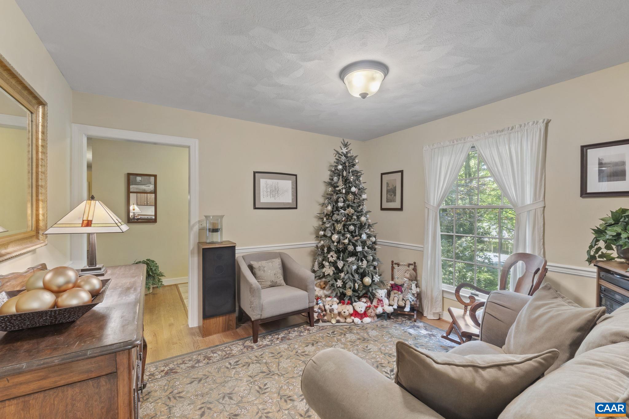 2 Whippoorwill Lane Palmyra, VA 22963 - Photo 15 of 36 a living room with furniture and a large window