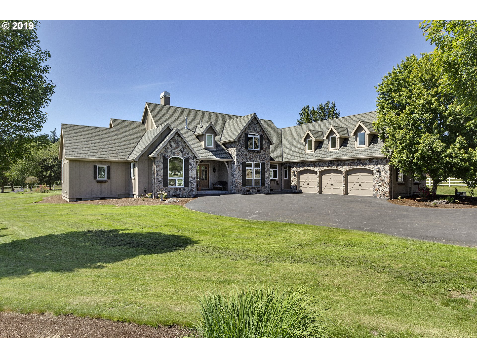 3673 Southwest Homesteader Road West Linn, OR 97068 - Photo 1 of 32 Gallery Image 1