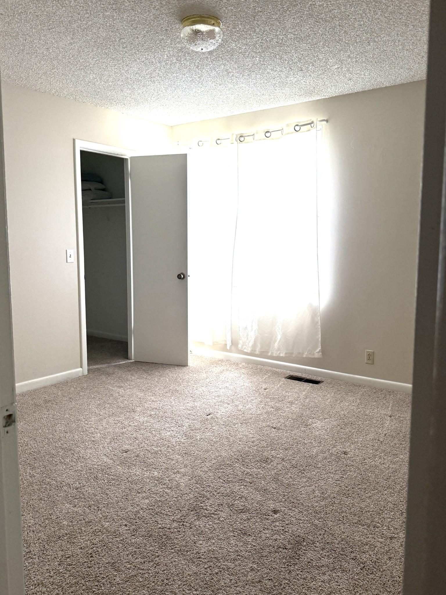 3308 Shakertown Road Antioch, TN 37013 - Photo 9 of 28 an empty room with a empty space