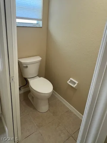 $1,750 | 2303 Northwest 37th Avenue, Cape Coral, FL 33993