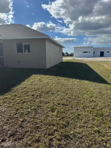 $1,750 | 2303 Northwest 37th Avenue, Cape Coral, FL 33993