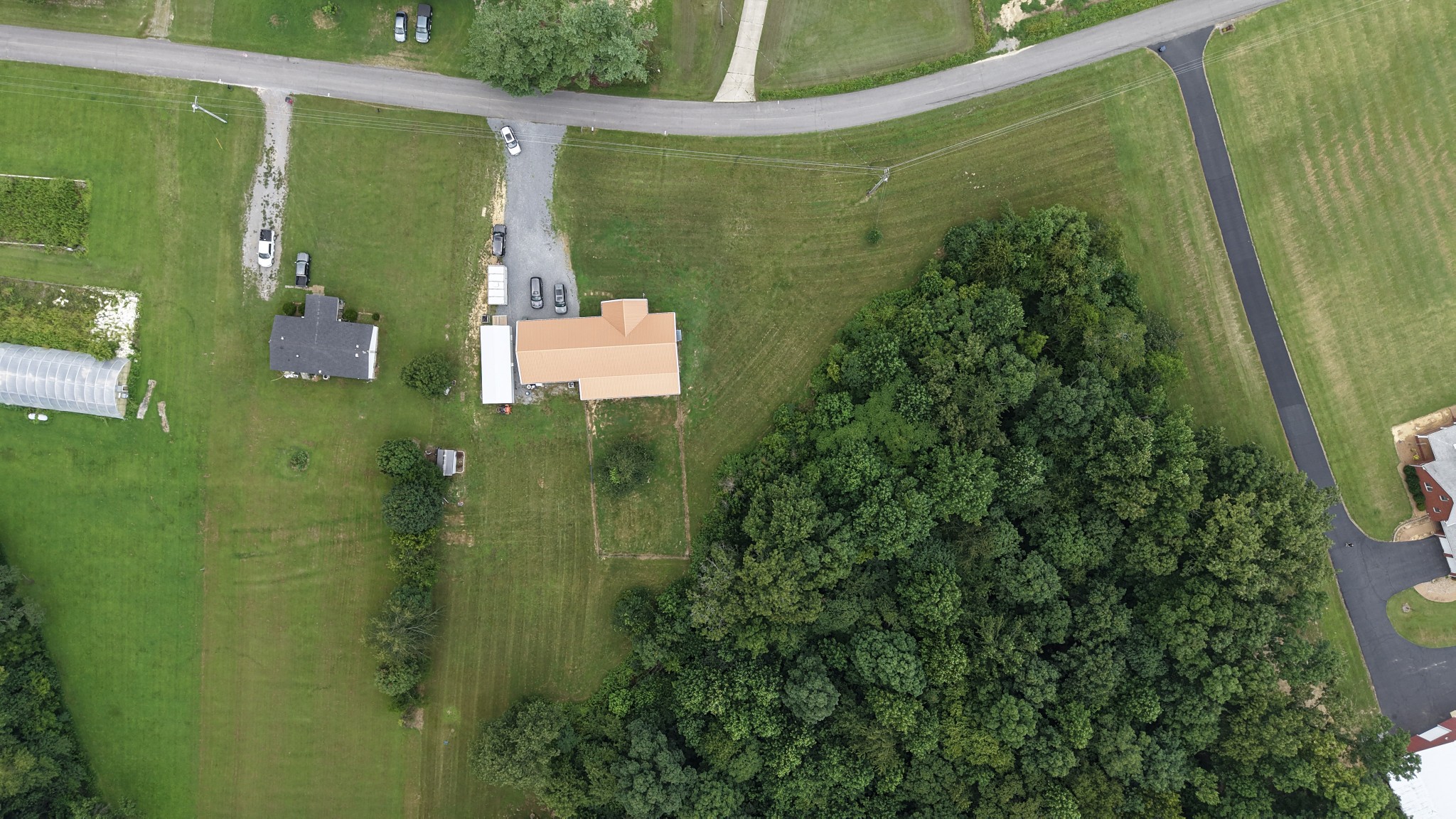 4423 Highland Road Lafayette, TN 37083 - Photo 19 of 32