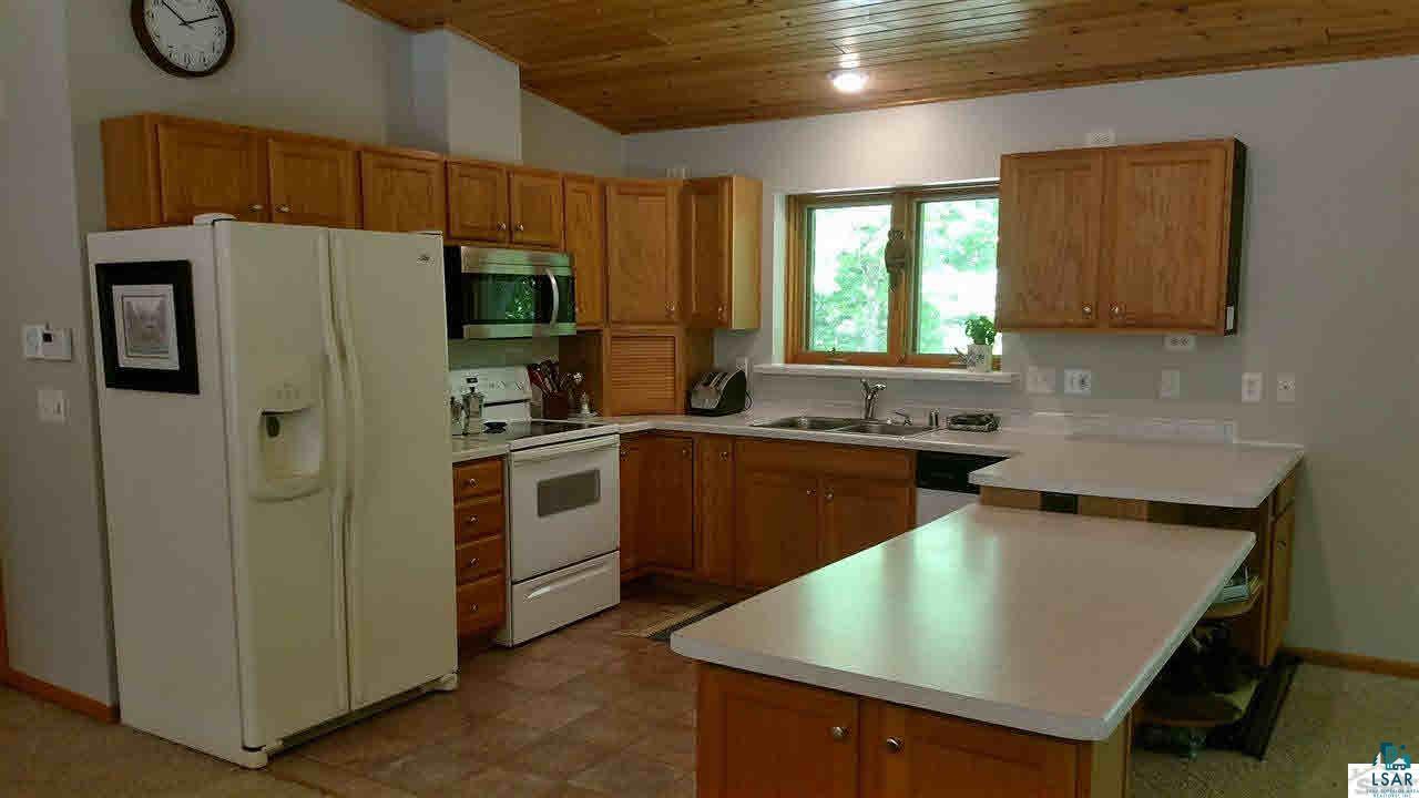 86260 Betzold Road Bayfield, WI 54814 - Photo 3 of 23 Gallery Image 3