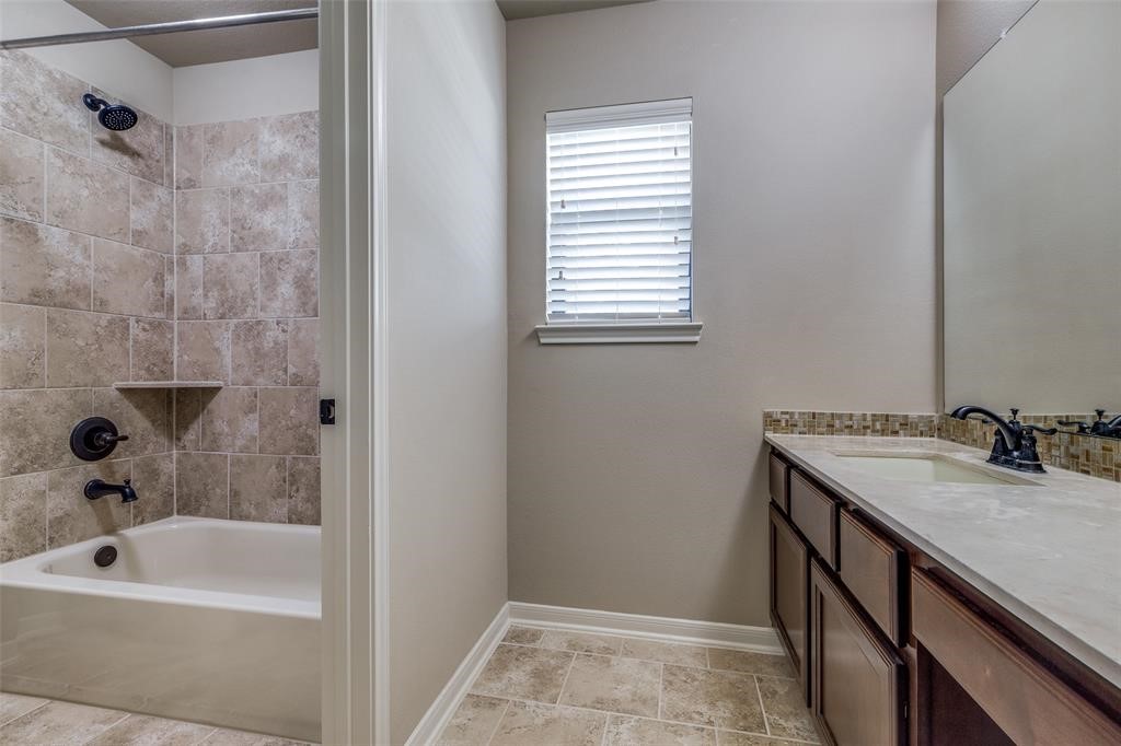 27323 Piney Ranch Lane Katy, TX 77494 - Photo 17 of 26