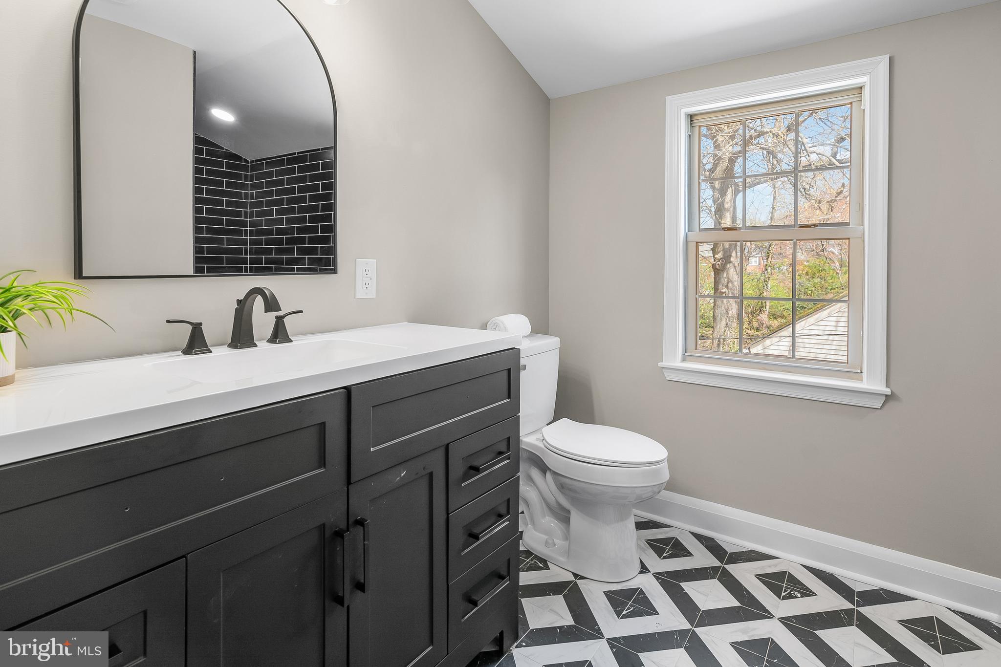 918 Weatherbee Road Baltimore, MD 21286 - Photo 45 of 59 Gallery Image 45
