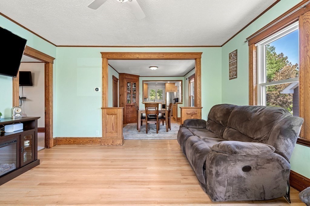 10 Milton Road Danvers, MA 01923 - Photo 13 of 25