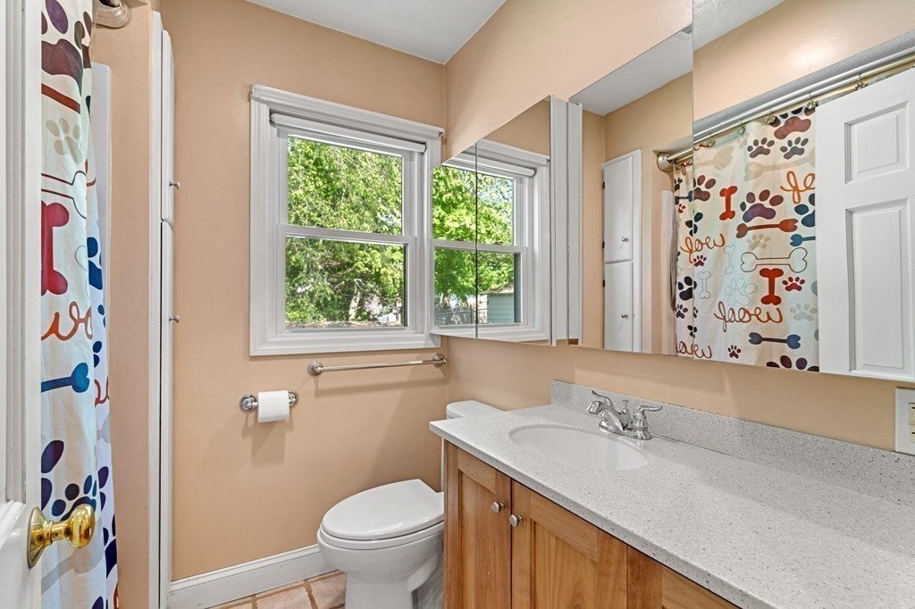 10 Milton Road Danvers, MA 01923 - Photo 14 of 25