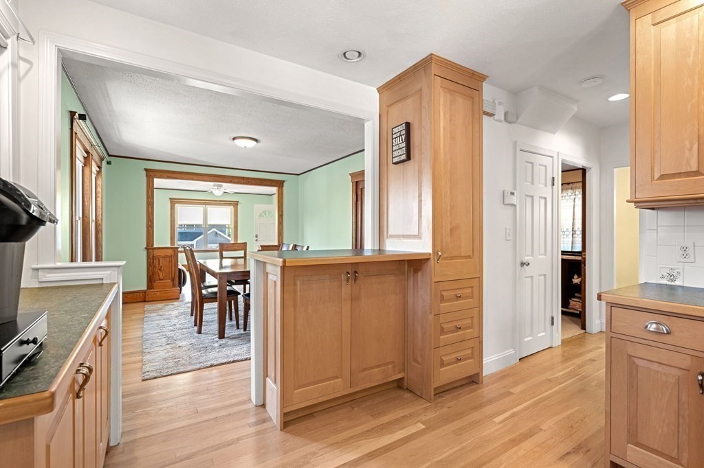 10 Milton Road Danvers, MA 01923 - Photo 8 of 25