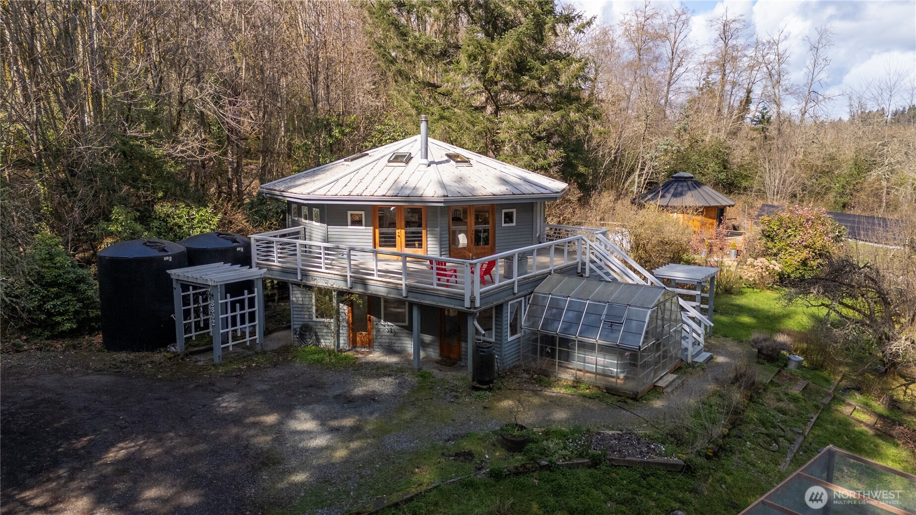 8802 Southwest Soper Road Vashon, WA 98070 - Photo 1 of 35