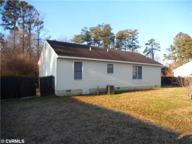 19380 York Road West Point, VA 23181 - Photo 3 of 15 Gallery Image 3