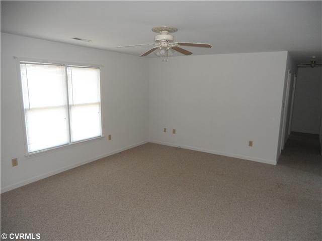 19380 York Road West Point, VA 23181 - Photo 7 of 15 Gallery Image 7