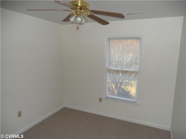 19380 York Road West Point, VA 23181 - Photo 8 of 15 Gallery Image 8