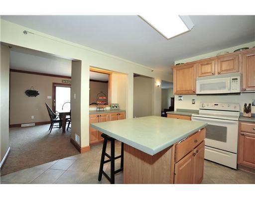 102 Ruth Lane Valencia, PA 16059 - Photo 14 of 14 Kitchen.
