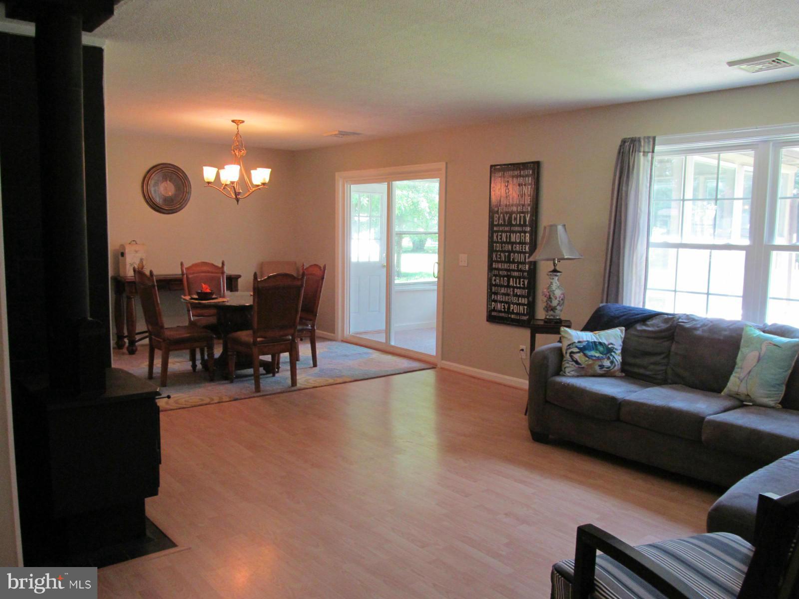 316 Cecil Road Stevensville, MD 21666 - Photo 5 of 30 Living Room